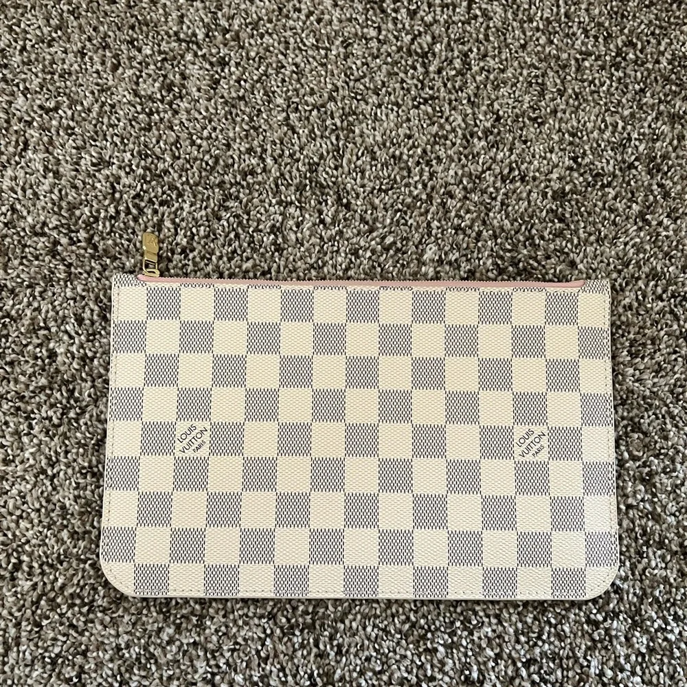 LV NeverFull MM Checkered Ballerine Pink Tote Bag - Picture 14 of 16